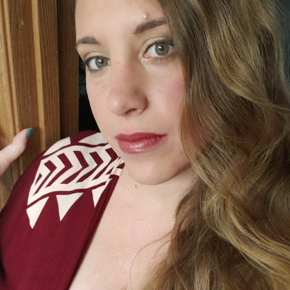 Meet your Posher, Allegra